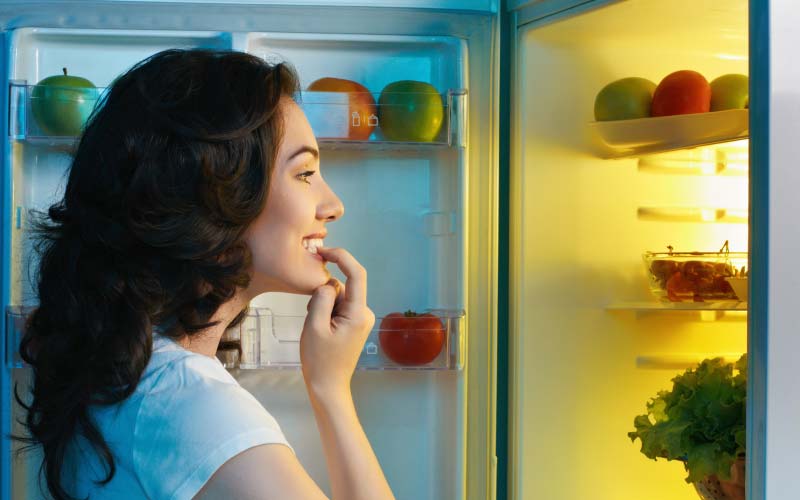 7 Common Food Cravings and What They Mean